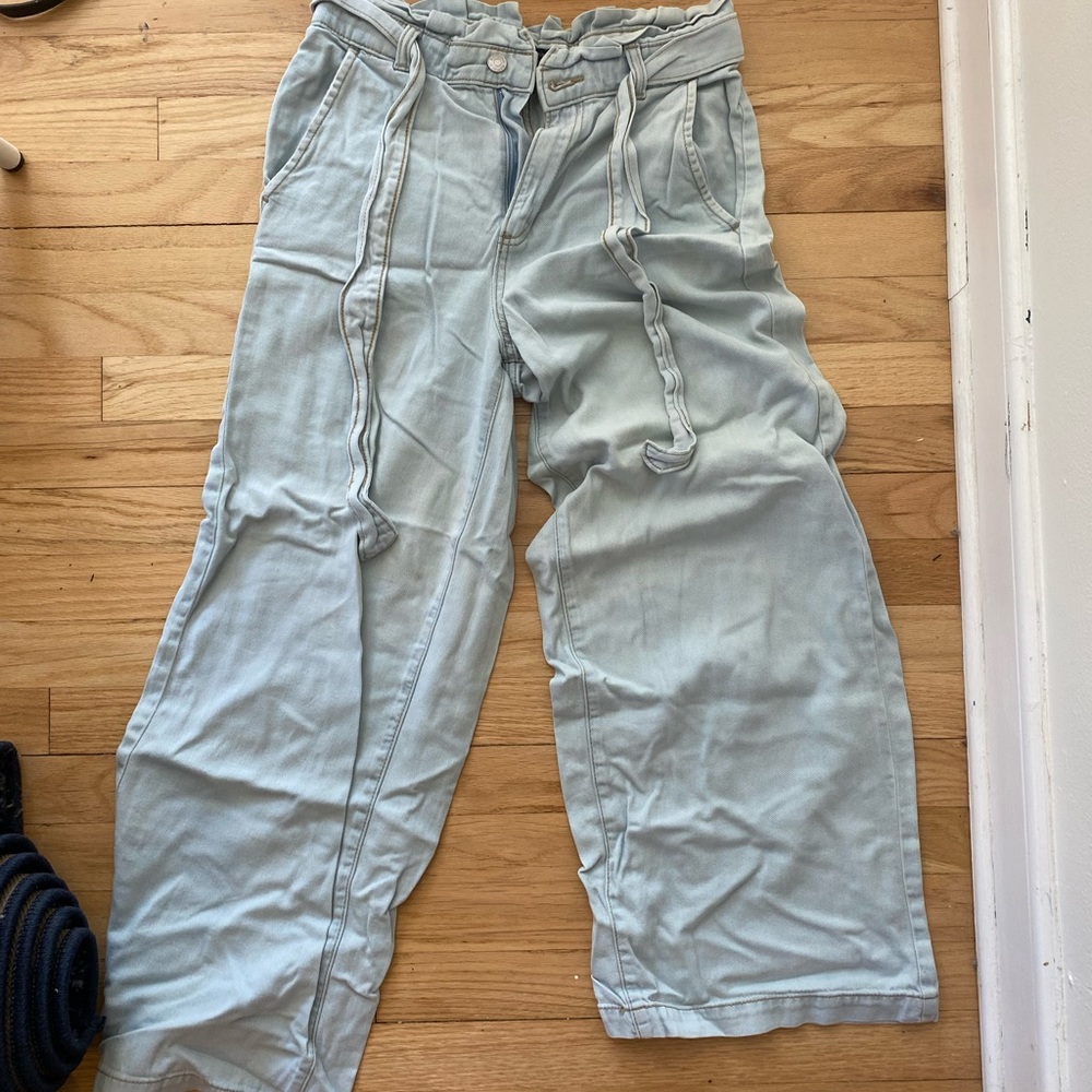 Banana Republic wide jeans with tie